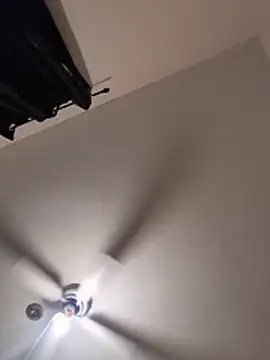 Cnutt310 online show from December 22, 6:21 am