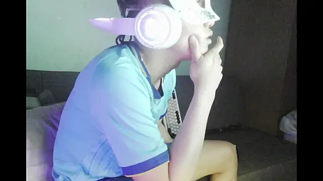 boyhigh1997 online show from June 21, 6:35 pm