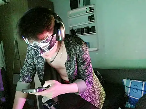 boyhigh1997 online show from February 12, 6:41 am