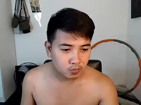 JboyGiant005 online show from October 20, 5:44 am