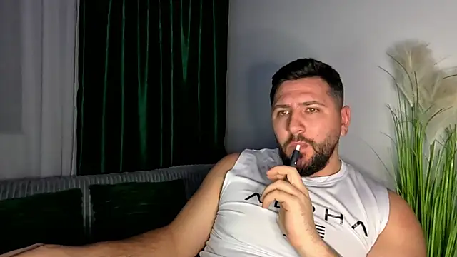 Gold Alpha Boy online show from January 14, 5:39 pm