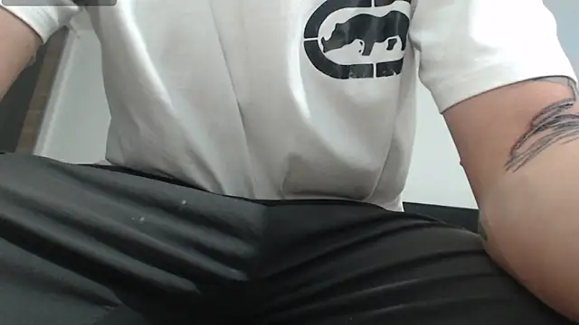 Thomasjons  online show from May 31, 4:57 am