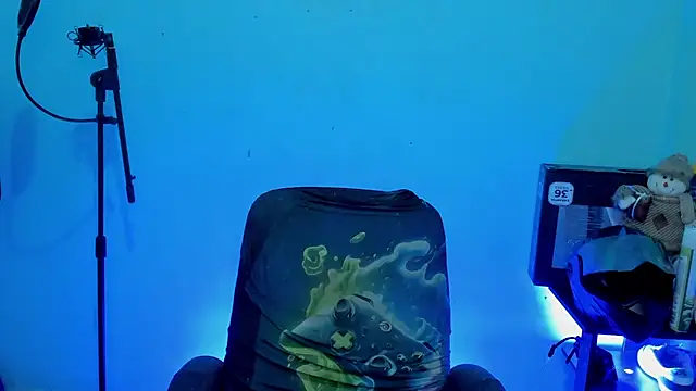 zeus 7777 online show from April 16, 10:26 am