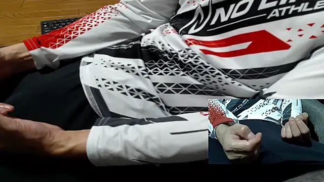 Yasu2000 online show from March 22, 11:37 am