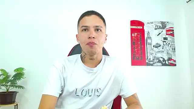 Cumandres18 online show from April 11, 2:42 pm