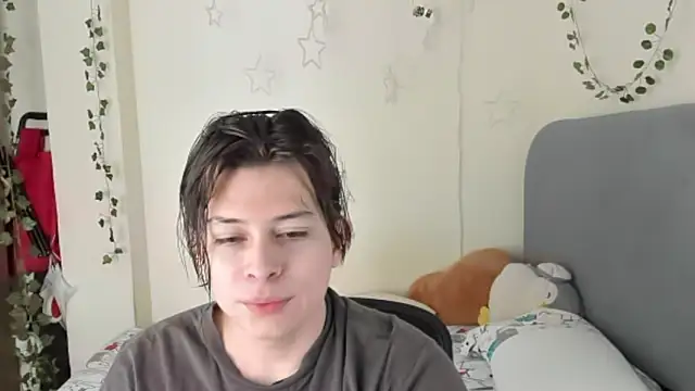 Snapshot of Felix_art chatting on September 24, 7:23 pm Felix art online show from September 24, 7:23 pm