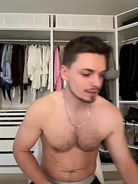 xlucax online show from April 13, 8:59 am