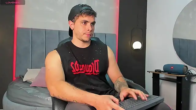 Liam walk  online show from September 16, 12:12 am