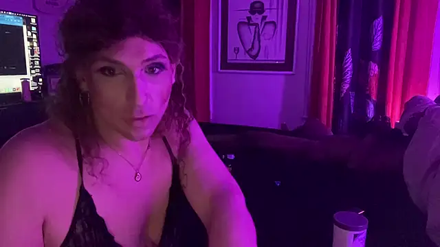 thiccandtired online show from October 20, 8:18 am