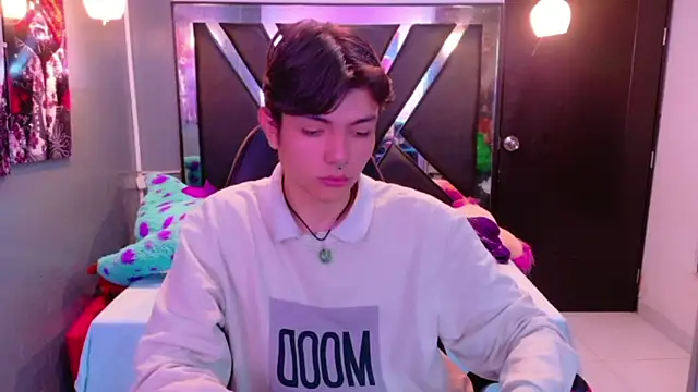 alandelrey57 online show from February 2, 5:28 am