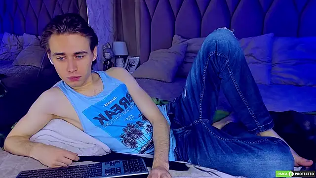 WilliamDyson online show from November 25, 3:08 am