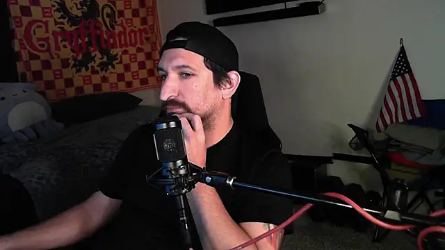Snapshot of DevilPup75_ chatting on September 30, 10:41 am DevilPup75 online show from September 30, 10:41 am