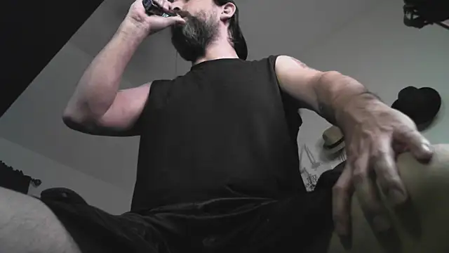 DevilPup75  online show from February 6, 6:43 am