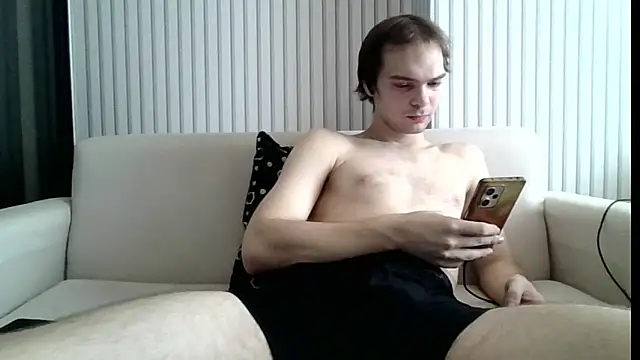 Snapshot of ScottBrand chatting on October 18, 3:33 am ScottBrand online show from October 18, 3:33 am