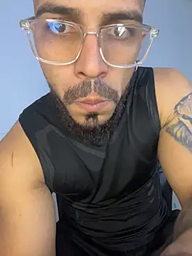 vincentjaxon online show from November 26, 6:33 pm