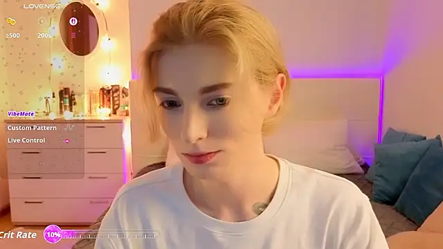 fiachand online show from March 9, 6:02 pm