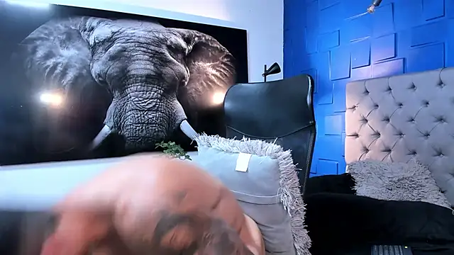 andres-clark92 online show from November 30, 10:34 pm