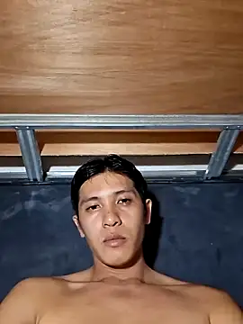 darryl hugecok online show from December 18, 4:52 am