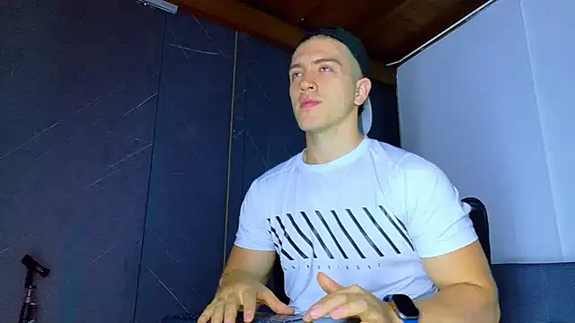 ALANNFERRER online show from February 5, 10:11 am