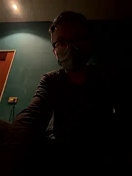 Rmangotw online show from January 7, 4:45 pm