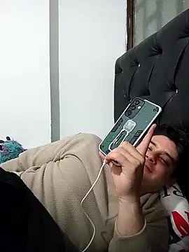 fromero27 online show from January 9, 11:21 pm