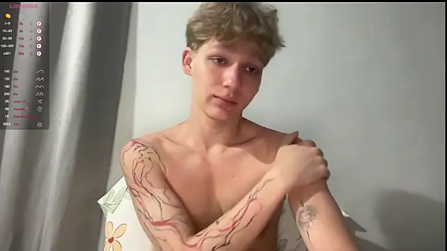 walter cute online show from February 28, 6:51 pm