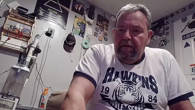 SueNixon online show from November 11, 1:43 am