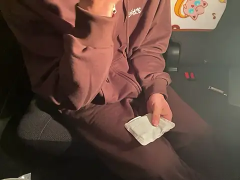 CAMEL1913 online show from December 19, 5:54 pm