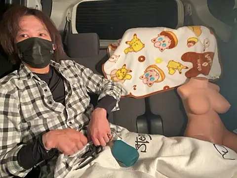 CAMEL1913 online show from April 10, 6:15 pm