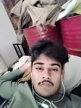 Snapshot of isisieueie chatting on October 11, 9:24 am isisieueie online show from October 11, 9:24 am