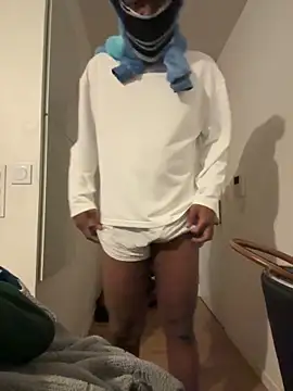 smayle223 online show from March 15, 2:02 pm