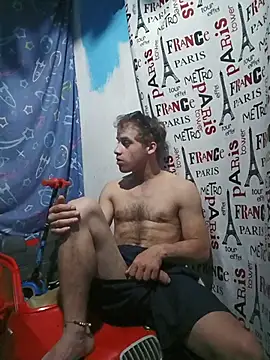 alex-golden online show from February 9, 11:31 pm