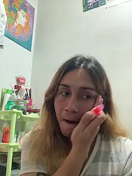pretty TRANSjona online show from June 4, 6:36 pm
