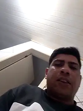 paulinhogostosinho online show from October 31, 2:57 am