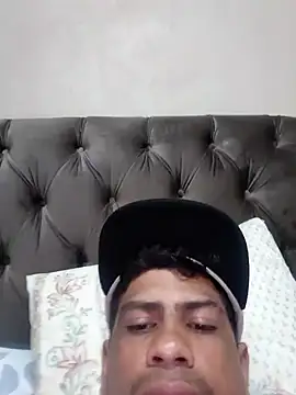 paulinhogostosinho online show from October 29, 7:17 pm