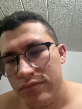 Kurtxxx22 online show from March 1, 1:16 am