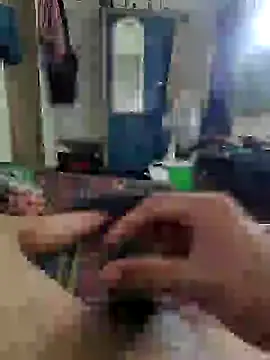 Snapshot of hotbull30 chatting on October 15, 10:12 am hotbull30 online show from October 15, 10:12 am