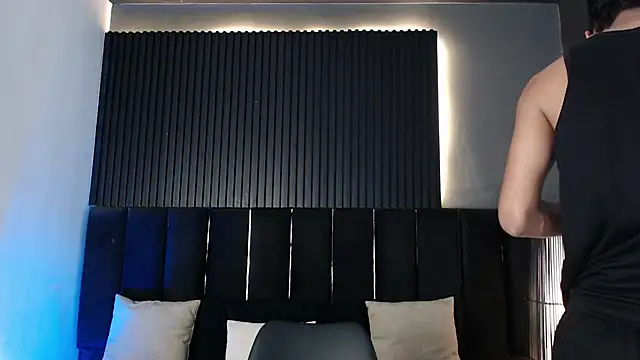 Snapshot of Dominic_ghost chatting on October 6, 12:26 am Dominic ghost online show from October 6, 12:26 am