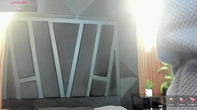 Snapshot of marco_garciia_ chatting on October 6, 11:20 pm marco garciia online show from October 6, 11:20 pm