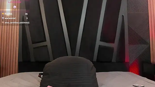 Snapshot of marco_garciia_ chatting on October 8, 11:42 pm marco garciia online show from October 8, 11:42 pm