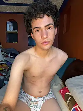 danloveo online show from December 18, 7:15 am