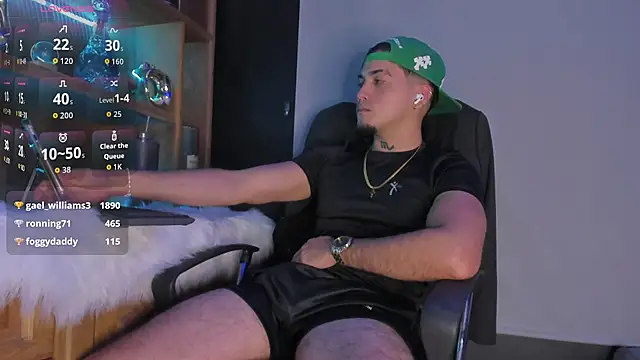 Gael williams1 online show from November 28, 8:11 pm