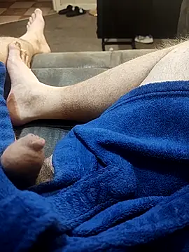 hubbyfun19 online show from March 21, 5:00 am