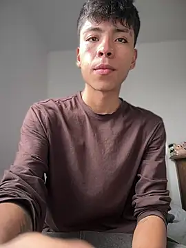 MaxiWildd online show from March 18, 9:07 pm