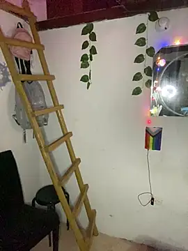 Bryan ale22 online show from December 21, 8:11 am