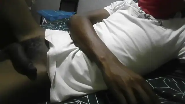 zeze0xxx online show from October 8, 10:25 pm