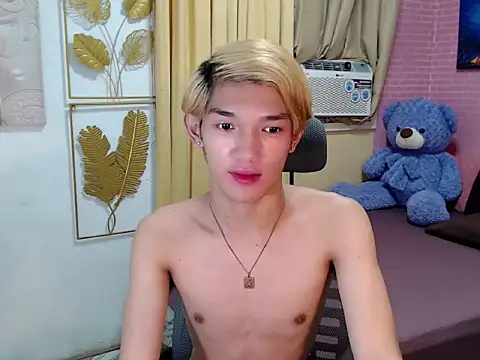 urasian john18 online show from May 28, 7:28 am