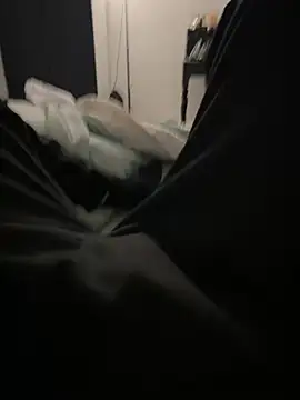 Frankieyyy1 online show from January 11, 2:04 am