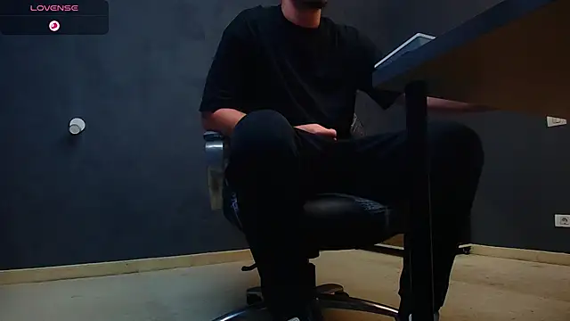 EnzoRace online show from October 24, 6:15 am