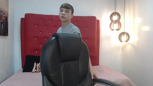 nathanclay online show from November 22, 3:50 am